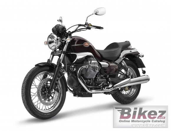 2011 Moto Guzzi Nevada Classic 750 photo